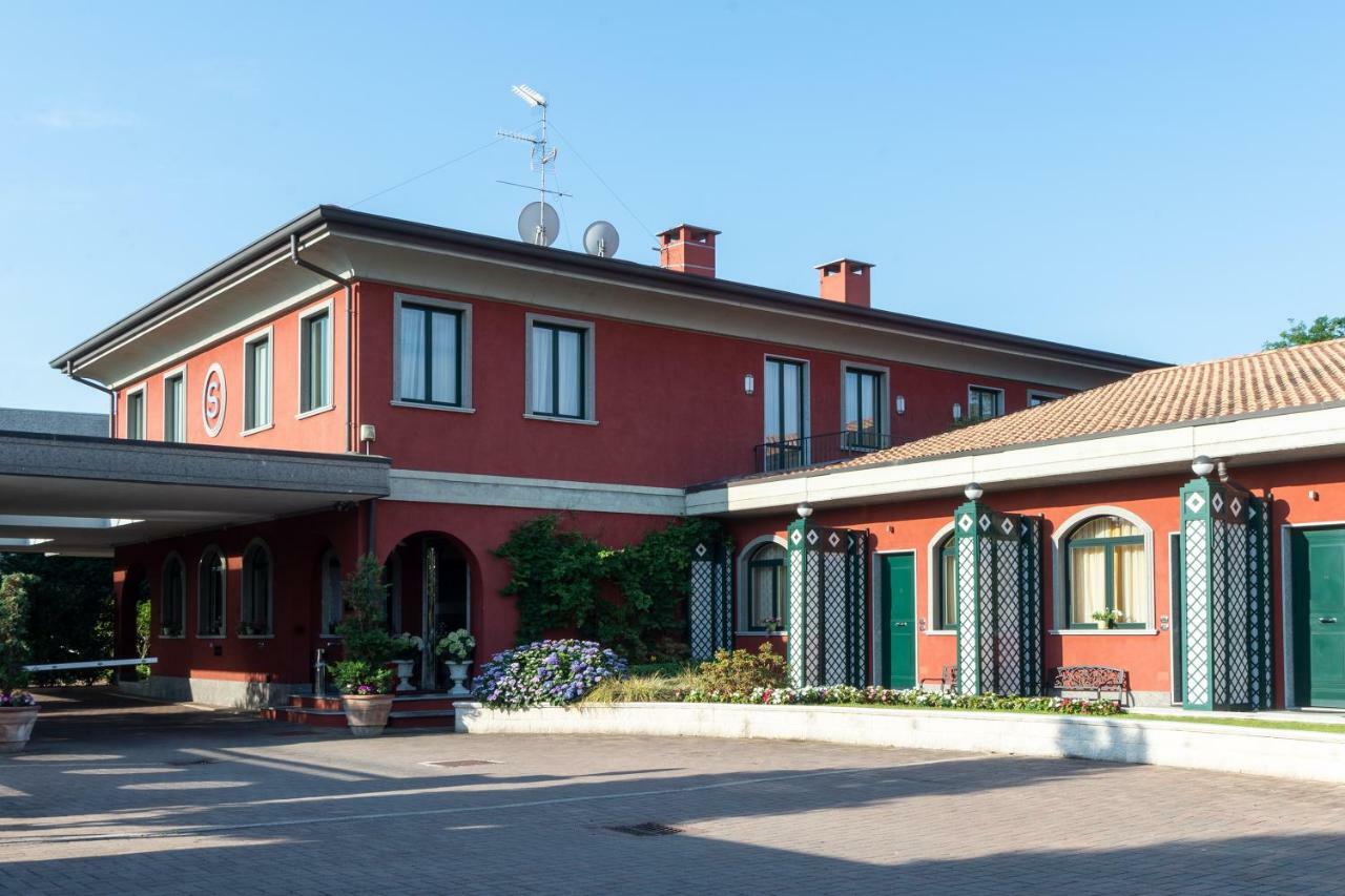 Hotel Silver Milano Esterno foto